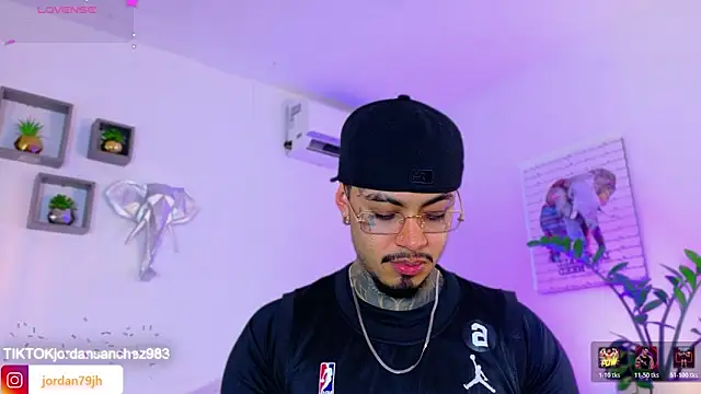 JordanSmiith  online show from 03.30.26