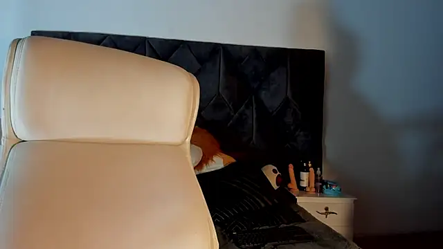 Linisprincehot69 online show from 03.20.25