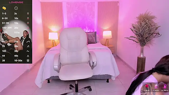 Antonella Grayy online show from 11.26.25