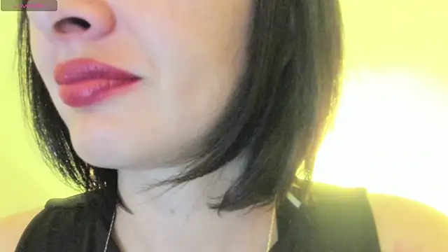 Snapshot of queen_fetish chatting on 09.12.25 queen fetish online show from 09.12.25