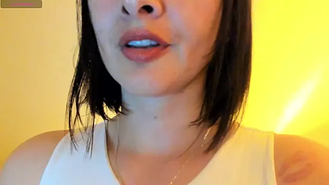 Snapshot of queen_fetish chatting on 09.30.25 queen fetish online show from 09.30.25