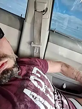 Snapshot of prettyboi6992 chatting on 02.14.26 prettyboi6992 online show from 02.14.26