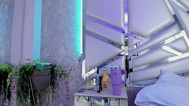 Miia002 online show from 01.31.25