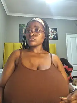 Snapshot of Bustygoddess32 chatting on 01.03.25 Bustygoddess32 online show from 01.03.25