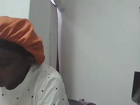 Snapshot of Sexxybella27 chatting on 09.16.25 Sexxybella27 online show from 09.16.25