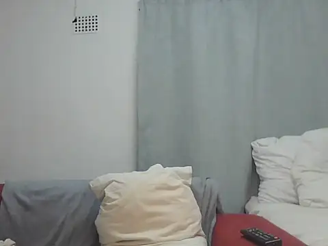 Snapshot of Sexxybella27 chatting on 12.16.25 Sexxybella27 online show from 12.16.25