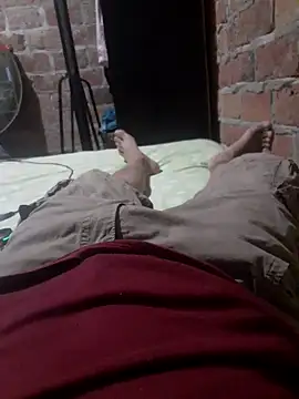 Snapshot of SwiggedThaw chatting on 09.15.25 SwiggedThaw online show from 09.15.25