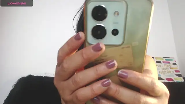 missbella1 online show from 12.13.24