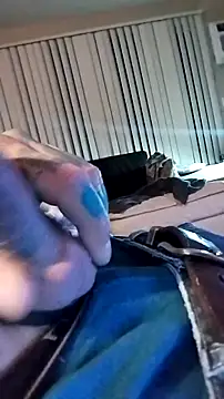 Snapshot of fukurbutt chatting on 09.23.25 fukurbutt online show from 09.23.25