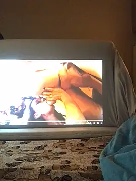 Snapshot of BigAssKi chatting on 12.17.24 BigAssKi online show from 12.17.24