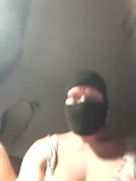 Snapshot of BigAssKi chatting on 12.21.25 BigAssKi online show from 12.21.25