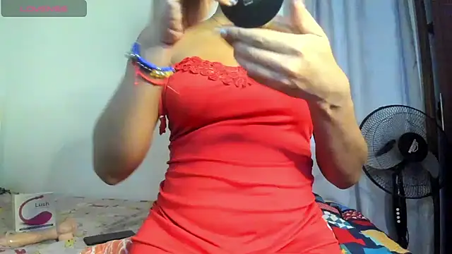 Snapshot of xia_ebonyts chatting on 10.10.25 xia ebonyts online show from 10.10.25