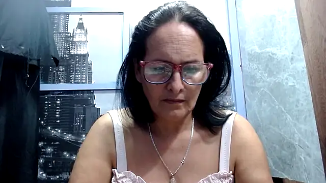 Snapshot of Nastylatinaxxx chatting on 04.18.26 Nastylatinaxxx online show from 04.18.26