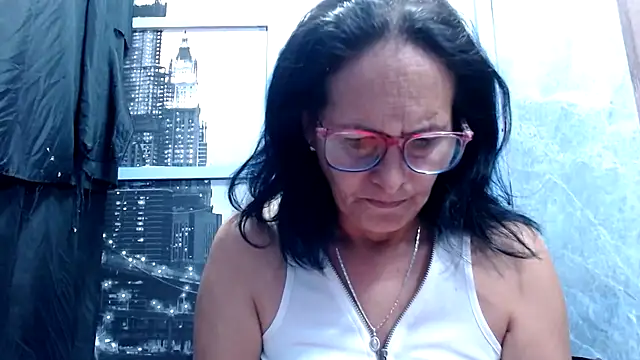 Snapshot of Nastylatinaxxx chatting on 06.02.26 Nastylatinaxxx online show from 06.02.26