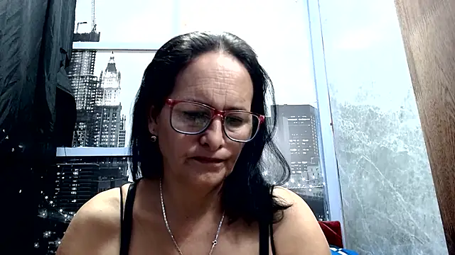 Snapshot of Nastylatinaxxx chatting on 06.03.26 Nastylatinaxxx online show from 06.03.26