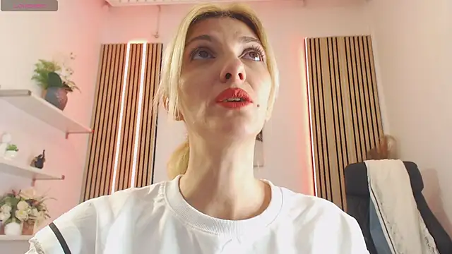 RileyLanna online show from 11.10.25