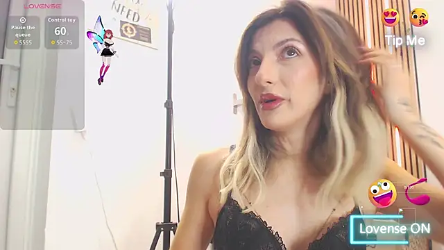 RileyLanna online show from 11.28.25