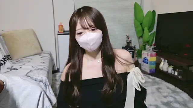 Snapshot of POCARI_SWEAT chatting on 03.09.26 POCARI SWEAT online show from 03.09.26