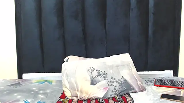 Snapshot of EBONY_WILD_ASS chatting on 02.18.26 EBONY WILD ASS online show from 02.18.26