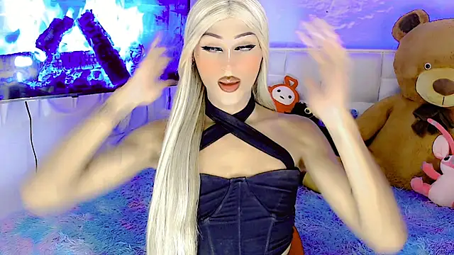 Snapshot of amal_baddell chatting on 02.11.25 amal baddell online show from 02.11.25