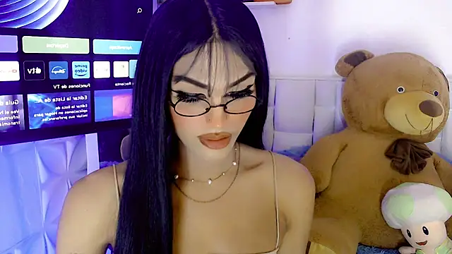 Snapshot of amal_baddell chatting on 03.22.25 amal baddell online show from 03.22.25