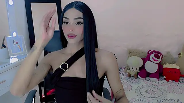 Snapshot of amal_baddell chatting on 10.15.25 amal baddell online show from 10.15.25