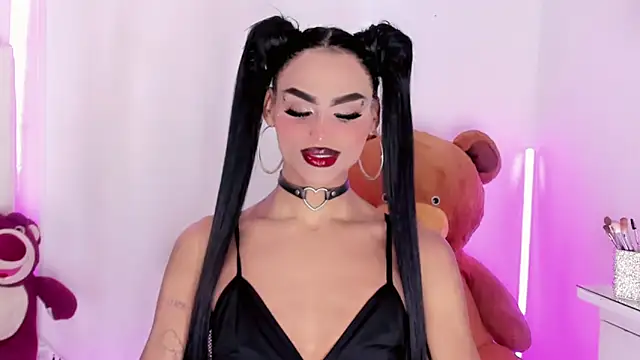 Snapshot of amal_baddell chatting on 02.10.26 amal baddell online show from 02.10.26