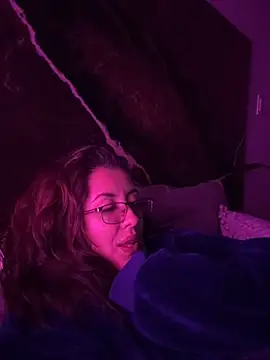 EmaSaenz online show from 02.18.25