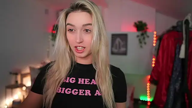 Alexis   Texas online show from 12.10.24