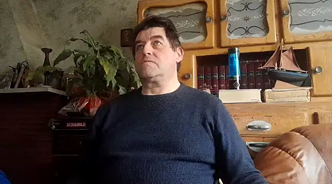 Snapshot of sympatrique chatting on 12.14.24 sympatrique online show from 12.14.24