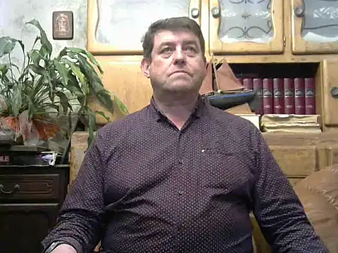 Snapshot of sympatrique chatting on 01.17.25 sympatrique online show from 01.17.25