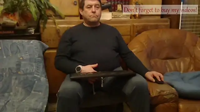 Snapshot of sympatrique chatting on 12.21.25 sympatrique online show from 12.21.25