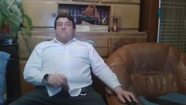 Snapshot of sympatrique chatting on 02.13.26 sympatrique online show from 02.13.26