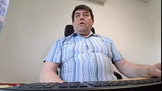 Snapshot of sympatrique chatting on 06.08.26 sympatrique online show from 06.08.26