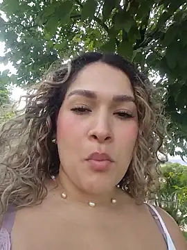 Sara smiiith211 online show from 04.11.26