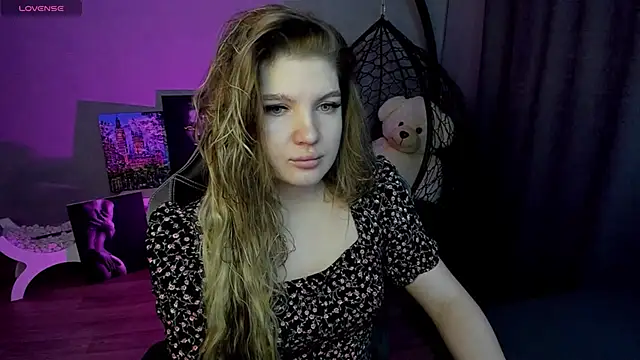 Snapshot of lily_williamss chatting on 01.22.25 lily williamss online show from 01.22.25
