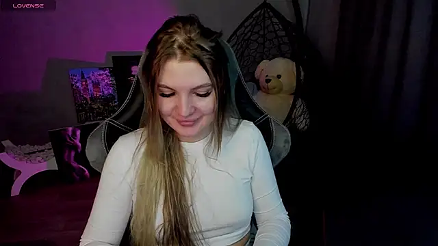 Snapshot of lily_williamss chatting on 01.24.25 lily williamss online show from 01.24.25
