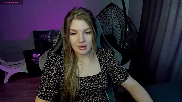 Snapshot of lily_williamss chatting on 03.14.25 lily williamss online show from 03.14.25