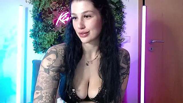 KiraKane1 online show from 01.04.25