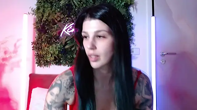 KiraKane1 online show from 02.14.25