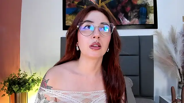 Emilywatsonn online show from 10.23.25