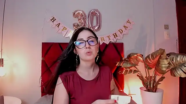 Emilywatsonn online show from 05.22.26