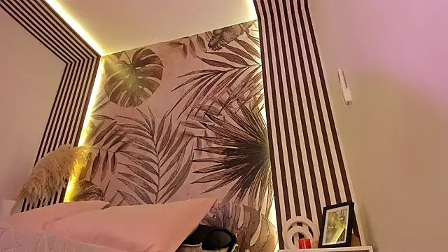 Samaantha-White online show from 02.09.26