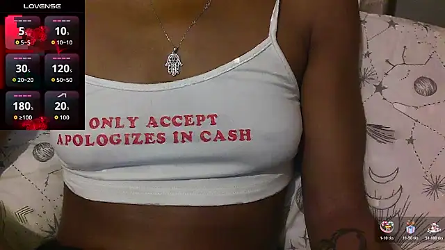SkyeXSkylar0 online show from 10.21.25