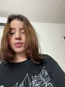 Snapshot of Lia_sex69 chatting on 02.08.25 Lia sex69 online show from 02.08.25