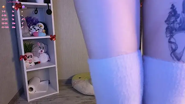 hannah lourens online show from 03.22.25