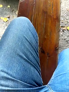 Snapshot of SchwuleHure chatting on 09.12.25 SchwuleHure online show from 09.12.25