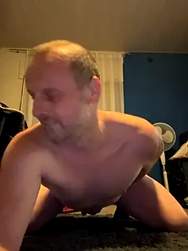 Snapshot of SchwuleHure chatting on 10.07.25 SchwuleHure online show from 10.07.25