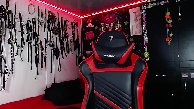 jannaink  online show from 12.27.24