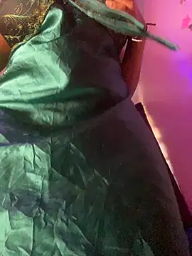 Cherrytowild online show from 11.11.25